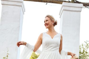 festliche mode für große frauen